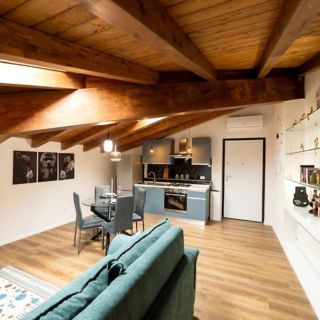 Apartmán Abitare Il Tempo-Elegante E Moderno-Ad 1 Bus Da Roma Velletri Exteriér fotografie