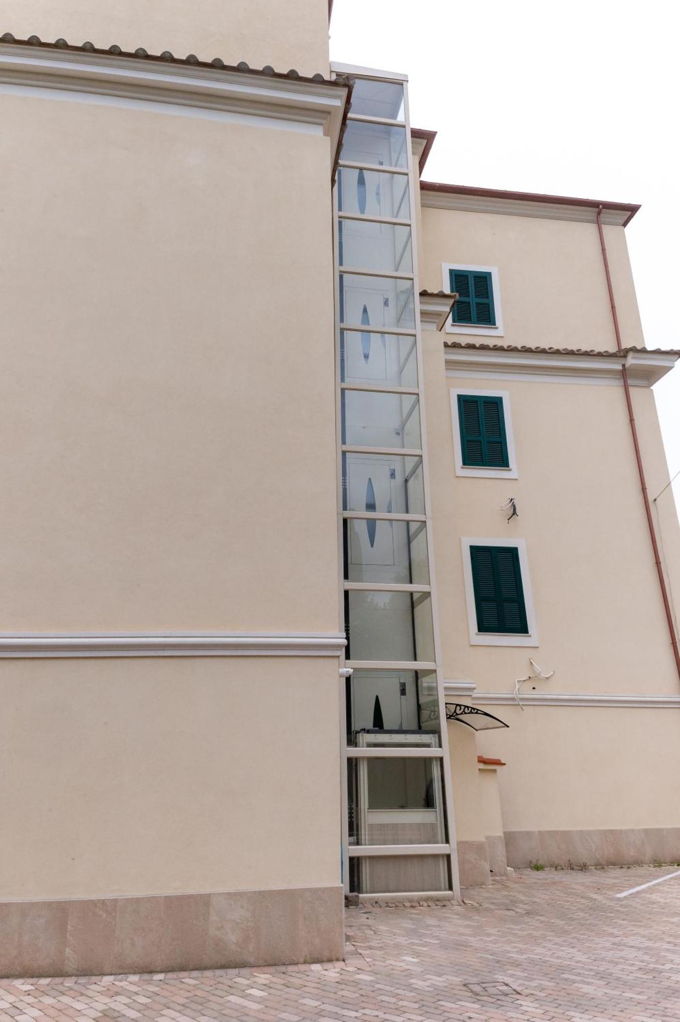 Apartmán Abitare Il Tempo-Elegante E Moderno-Ad 1 Bus Da Roma Velletri Exteriér fotografie
